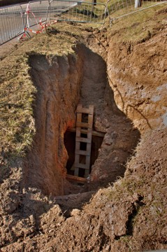 Opravovány byly i poškozené klenby podzemního minového systému.