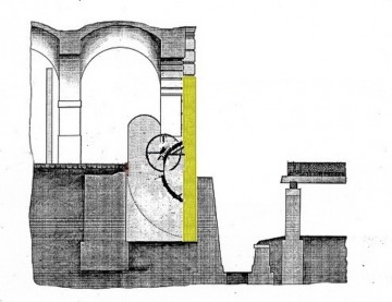 Na kresbě je znázorněna funkce mechanismu padacího mostu – brána je uzavřena a v mostu vznikla překážka v podobě otvoru.